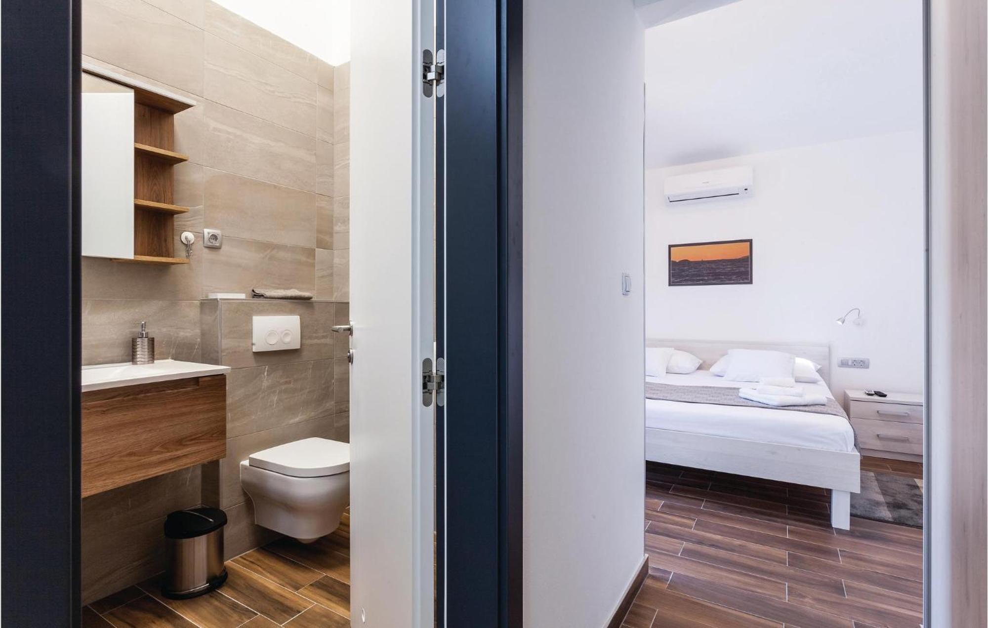 Nice Home In Kneze With Wifi Pupnat Ngoại thất bức ảnh